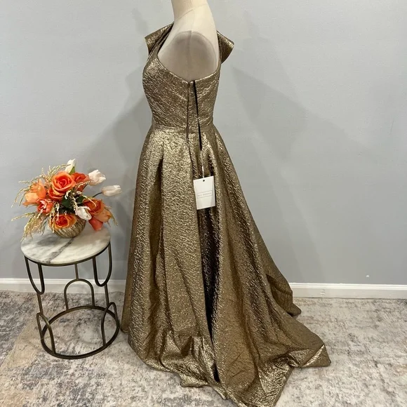 MAC DUGGAL Antique Bronze One Shoulder Metallic Evening Ballgown - Reemoly - Picture 10 of 15